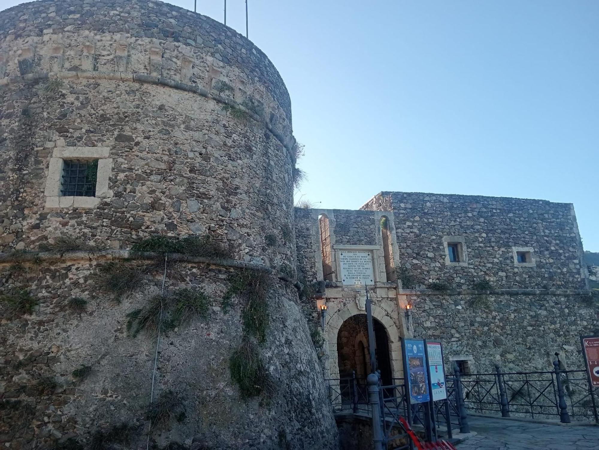 Casa Norvegese Lägenhet Pizzo  Exteriör bild